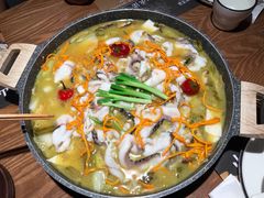 -山城外·非遗酸菜鱼(财富中心店)