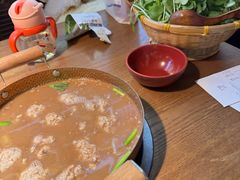 -吃饭皇帝大土家民族菜(荟聚店)
