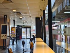 -麦当劳(国家体育场南路店)