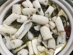乌鸡野生菌汤-东巴谷野生菌火锅餐厅