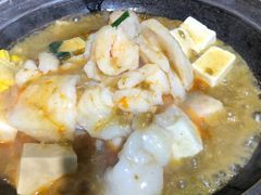 -极有家小鱼小鸡石锅煲(佳兆业店)