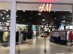 -H&M(鹏欣水游城店)