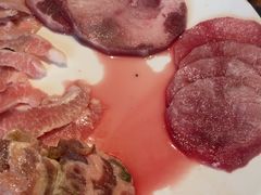 -拾勝牛·江景安格斯烧肉放题(江湾阳光天地店)