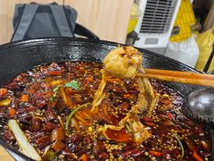 -鸿顺老铁锅美蛙鱼府(解放碑店)