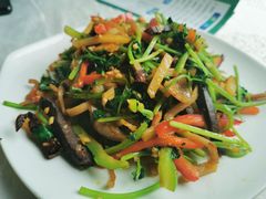 尖椒炒羊杂-那达慕蒙古风味酒楼