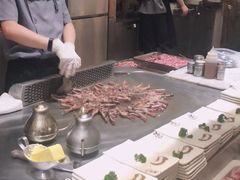 -雍和会海鲜姿造自助(湖东路店)
