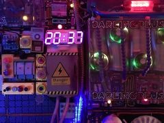 -Darling Queen·Mini·Live·House