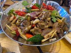 -小厨子私房菜·云南美食店