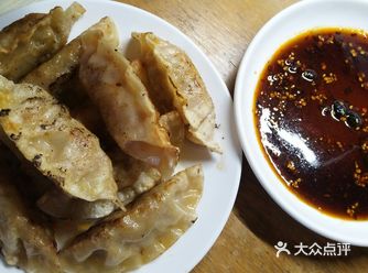 今天测评一下必品阁的饺子 白菜猪肉味――肉满满