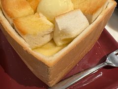珍宝蜂蜜厚多士配雪糕-港丽餐厅(天河城店)