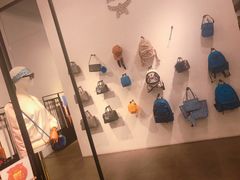 -MCM(比斯特上海购物村店)