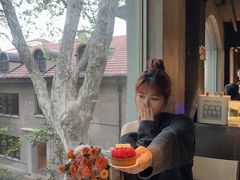 -穹六人间 people 6(岳阳路店)