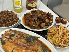 -丹水桥地锅鱼·翘嘴鲌·地方特色全鱼宴(丹江口大坝店)
