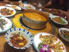 -亮欢寨酸汤鱼(沙冲路店)