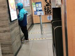 -汉堡王(西铁营万达店)
