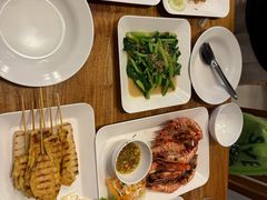 -两兄弟Song Pee Nong(2号店)