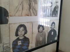 -吐斯廉屠杀博物馆