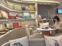 -燕庭·纯燕窝·甜品下午茶(南京西路店)