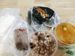 -芳婆糕团店(王府大街店)