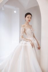-洋洋婚纱品牌集合店