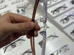 -罗伯特眼镜·蔡司官方授权(前海桂湾店)