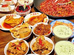 -萍姐火锅·公路夜市(武汉首店)