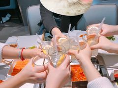 -海底捞火锅(长宁路龙之梦店)