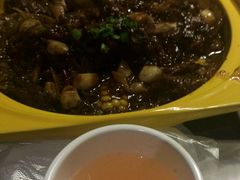 -多嘴肉蟹煲(万达店)