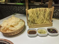 -洪氏嗨捞·猪肚鸡火锅(阳光天地店)