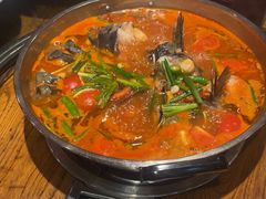 -亮欢寨酸汤鱼(沙冲路店)