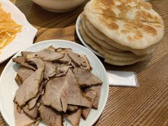 -李连贵酒家熏肉大饼(昆明街店)