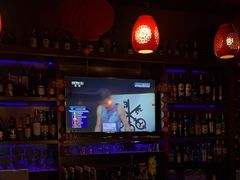 -聚点酒吧(龙湖滨江天街店)