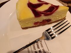 樱桃芝士蛋糕-COSTA COFFEE(吴江路店)