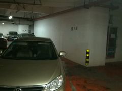 -苏宁电器广场·停车场