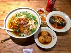 -湘人龙记老长沙米粉(鸟巢店)