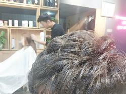 -MOVAN  HAIR莫凡匠人发型屋