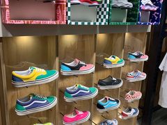店内环境-VANS(三里屯太古里店)