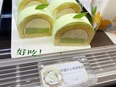 -花花卷卷·鲜食蛋糕(静安久光百货店)