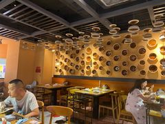 大堂-骨捞专家·金华砂锅(西田城购物中心店)