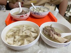 -周震馄饨