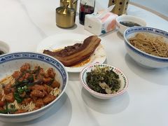 -鲁达面馆本帮风味(共康东路店)