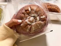 紫薯麻薯金沙欧包-佩家私房烘焙(宝龙店)