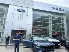 -上海协通福骋福特4S店(汶水路店)