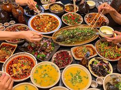 -醉八仙热酒馆(渝中店)