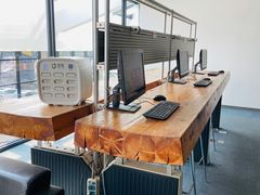 -上海宝信宝马4S店