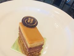 -富力希尔顿酒店·地阔自助餐厅