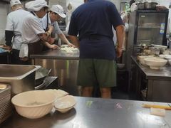 -老西白点心店