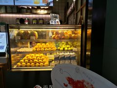 面包甜点陈列柜-茶百道(新城市广场店)