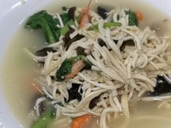 -扬州小吃(延安西路店)