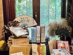 -荒岛书店(黄县路店)